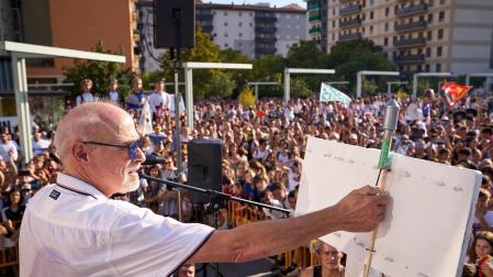 Fotos del cohete de inicio de las fiestas 2025 en Ansoáin /