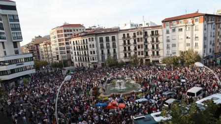 Concentración en Pamplona en solidaridad con la flotilla de apoyo a Gaza.