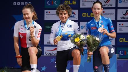 Anja Grossmann (Suiza), Paula Ostiz (España) y Chantal Pegolo (Italia)