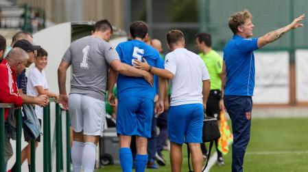 Aitor Navarro, con el dorsal 1 en la espalda, junto a Xabier Olagüe, dorsal número 5.