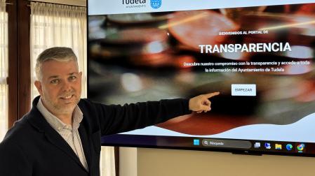 El concejal Fernando Ferrer, durante la presentación del nuevo Portal de Transparencia del Ayuntamiento de Tudela
