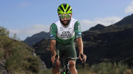 Fernando Gaviria, con los colores del Caja Rural 2026.