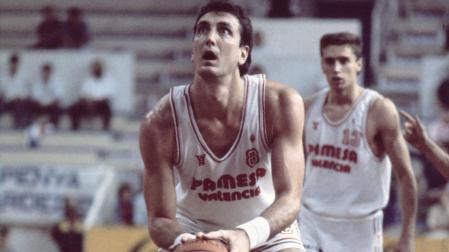 El ex jugador de baloncesto estadounidense Brad Branson, durante su etapa en el Pamesa Valencia