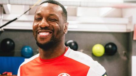 Sheraldo Becker, sonriente en un entrenamiento con el Mainz