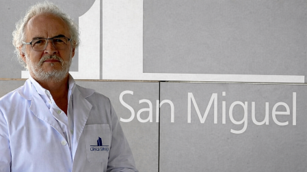 El Dr. Jesús Zabaleta, en la Clínica San Miguel