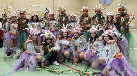 Imagen de los integrantes del grupo 'Fantasía en la Ribera', ganador del Concurso de Disfraces de Castejón