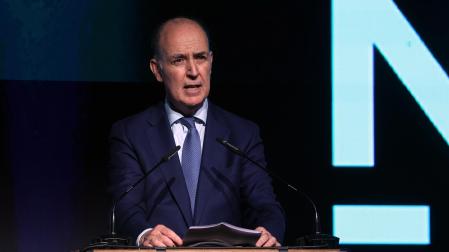 Alfonso Bañón, presidente del Consejo de Administración del grupo La Información, durante la entrega del Premio Navarra Empresarial 2026.