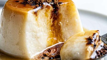 Este postre no solo es rápido de preparar, sino que también permite experimentar con sabores y texturas