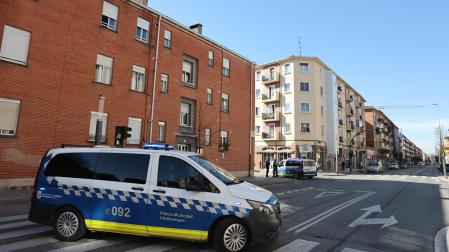 Intervención de la Policía Municipal de Pamplona este martes por la mañana en la Rochapea.