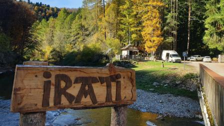 Acceso a la Selva de Irati por la vertiente del valle de Salazar, en el entorno de las Casas de Irati