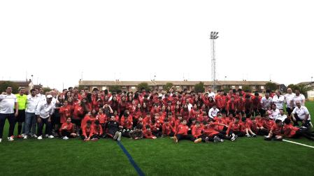 A: ANA ROSA ORDÓÑEZF: 11/04/2026P: L: CASTEJÓNT: INAUGURACIÓN DEL NUEVO CÉSPED ARTIFICIAL DEL CAMPO DE FÚTBOL MUNICIPAL FERNANDO BARRENA 'KIKO' DE CASTEJÓN