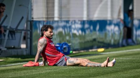 Rubén García, pensativo durante la sesión de recuperación de ayer