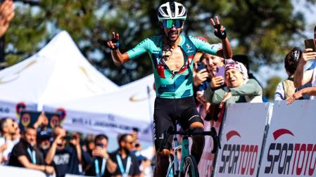 Iván Ramiro Sosa celebra su victoria en Turquía.