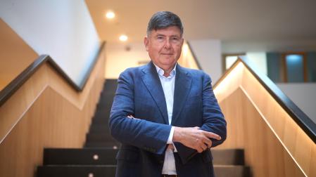 Manuel Pimentel, escritor y ex ministro de Trabajo  y escrito, en IV Día de la Industria Agroalimentaria, celebrado en Baluarte
