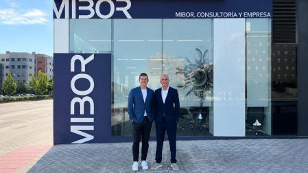 Oskar Arregui y Óscar Villanueva, socios-directores de MIBOR Asesores