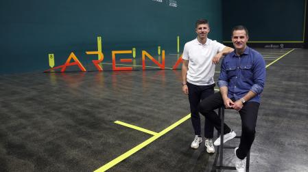 Mikel Idoate y Abel Barriola, en el Navarra Arena.