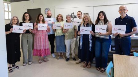 UNIDOS POR LA SOLIDARIDAD De izquierda a derecha, los miembros del patronato de la Fundación Tudela Comparte y algunos de los trabajadores de Villa Javier: Trinidad Núñez Pozuelo, Jeanne Vincent, Sandra Baquero Vilda, David Crespo Apastegui, Raquel Pérez Amigot, Mariano Gracia Sanz, Sergio Iturre Carcavilla, Matilde Ruano Enériz, Ainoa Sánchez Rotella, y Manuel Campillo Meseguer.