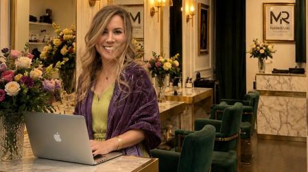 Marian Resano, en el salón del Hotel Tres Reyes