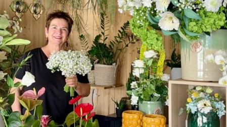 Marta Sayés Pérez, en la floristería Royuela