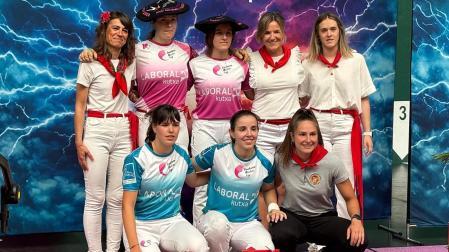 Fotos de la VIII edición del torneo San Fermín de pelota a mano femenina