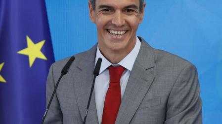 Pedro Sánchez, sonriente durante su comparecencia para hacer balance del curso político