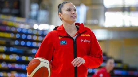 La navarra Irati Etxarri con la selección española en uno de los partidos.
