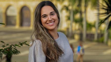 Noelia Gabás Iriguíbel en el Alcázar de Colón, ubicado en Santo Domingo, República Dominicaba