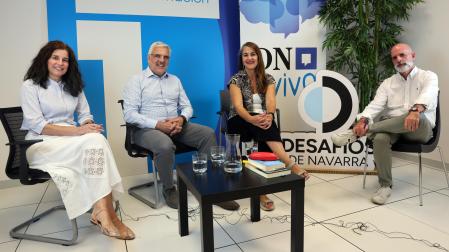 Anabel Eguillor Cabrerizo (E-Tic), Fernando García Fernández (Irabia-Izaga), Clara Salvador Castiella (ALDMNa) y Yulen Garmendia (DN)