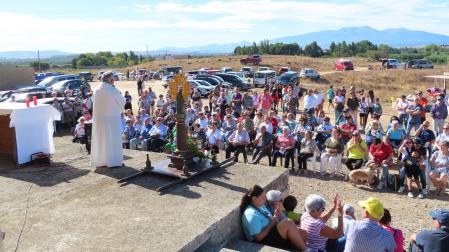Instante de la misa celebrada en el despoblado de Urzante