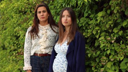 Emma Robelo Porta e Icíar Antoñanzas Soteras, afectadas de la VPO de Maristas