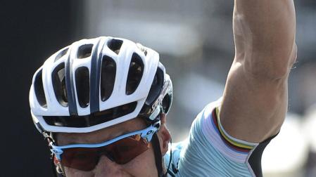 Tom Boonen suma su tercera victoria en el Tour de Flandes