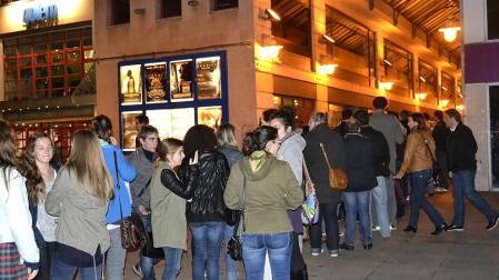 Colas en los cines Golem Baiona en el segundo día de la Fiesta del Cine