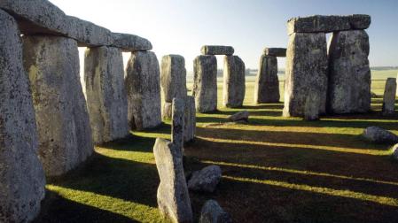 El monumento de Stonehenge se erigió primero en Gales, según un arqueólogo