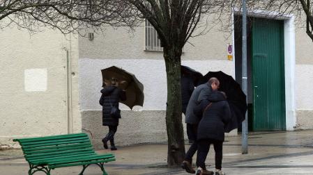 Navarra, en alerta por fuerte viento y nieve este domingo