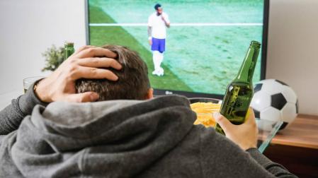 Detenidas 29 personas por la retransmisión ilegal de partidos de fútbol