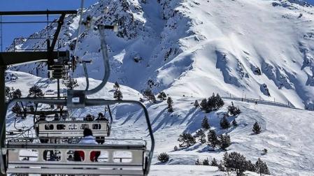 Herido grave por un alud fuera de pistas en Baqueira Beret