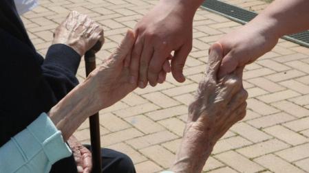 Demencias y Alzheimer ganan terreno como causas de muerte en Navarra