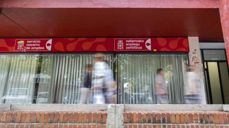 ​16.000 personas llevan más de dos años en la cola del paro en Navarra