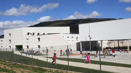 Adjudicada la ampliación del colegio de Buztintxuri