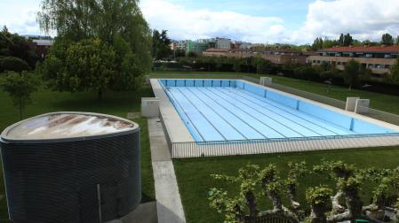 Las instalaciones actuales de la UDC Txantrea rodeadas de la zona residencial de Alemanes.