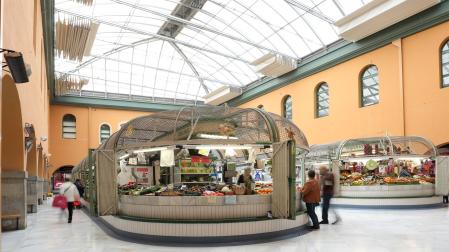 Interior del mercado de Santo Domingo