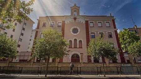 El colegio de Santa Ana, edificio centenario del paseo de la Inmaculada de Estella