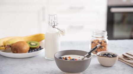 El hecho de realizar la primera ingesta en casa favorece la accesibilidad y la disponibilidad de diferentes alimento