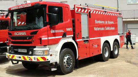 Vehículo de Bomberos en el parque de Cordovilla.