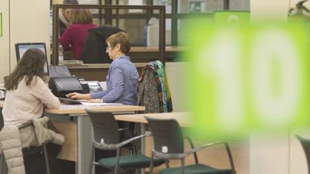 Una oficina de la Seguridad Social, entidad que gestiona a nivel nacional el cobro del ingreso mínimo vital

EUROPA PRESS

  (Foto de ARCHIVO)

12/05/2016