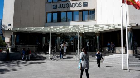 Vista del exterior de los Juzgados de la Plaza de Castilla en Madrid