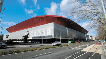 Vista exterior del estadio de El Sadar