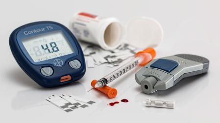 La diabetes insípida provoca una sed excesiva que obliga al paciente a beber litros y litros de agua para no deshidratarse