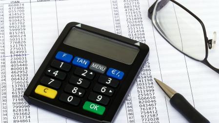 El principal factor a tener en cuenta es el tipo de transferencia