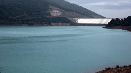 Las lluvias mejoran la situación del embalse de Yesa